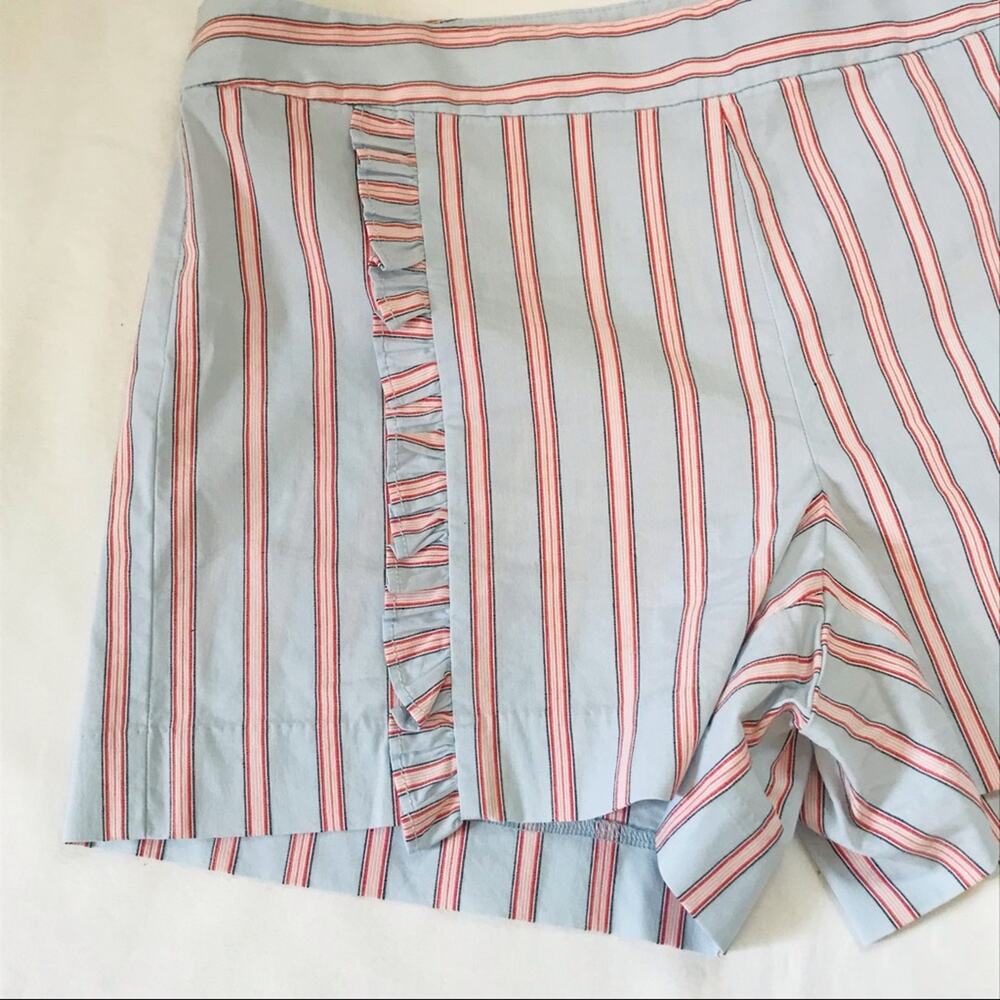 LOFT Ruffle Shorts - Picture 2 of 5